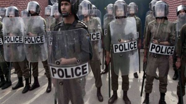 اشتباكات مسلحة وقعت مساء الجمعة مع مسلحين في مدينة بيرانشهر 