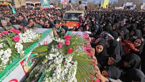 تشييع جنازة ضحايا هجوم حافلة الحرس الثوري