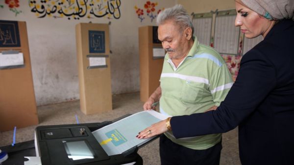 يتنافس نحو سبعة آلاف مرشح على 329 مقعدا في مجلس النواب العراقي