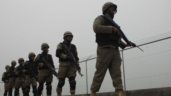 تحتجز نيودلهي 347 باكستانيا في سجونها، فيما تحتجز إسلام آباد 537 سجينا هنديا