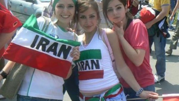 إيران تمهد لقطع علاقاتها مع بريطانيا