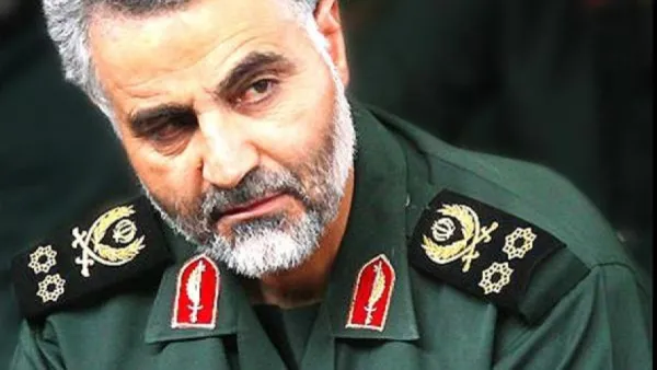 اللواء قاسم سليماني قائد فيلق القدس بالحرس الثوري الإيراني