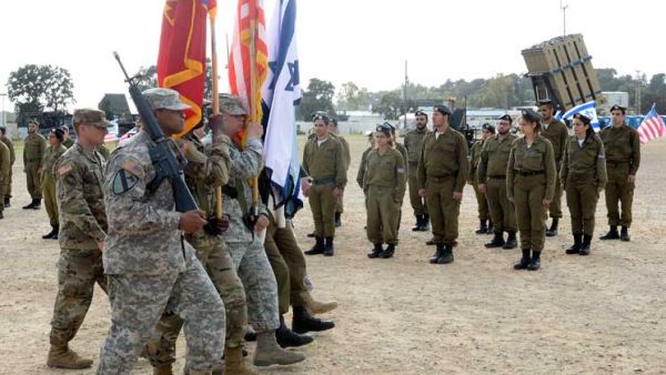 تهدف المناورات المشتركة مع القيادة الأمريكية للجيش الأمريكى إلى تعزيز التعاون العسكرى  