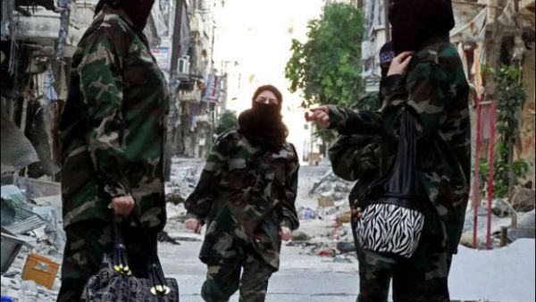 Female Members of the Islamic State Group (IS) (AFP/File  Photo)