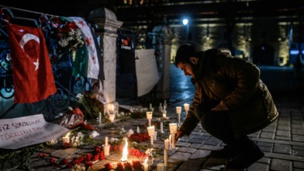 احالة 16 مشتبها بهم اعتقلوا بعد اعتداء اسطنبول الى المحكمة
