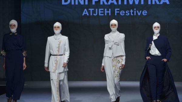 أزياء محجبات عالمية بمناسبة شهر رمضان في جاكارتا