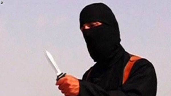 قطعوا رأسة بواسطة منشار للحطب وامطروا جسمه بوابل من الرصاص