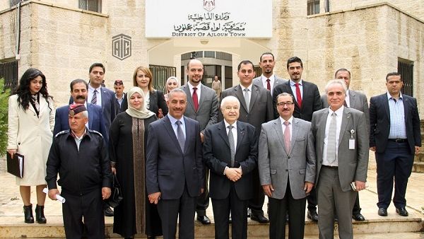 خلال الحدث