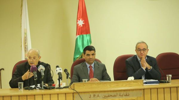 رأى أن الخطة الأمريكية للسلام ستكون صفعة القرن لا صفقته