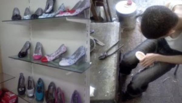صانع احذية محلية بعمان