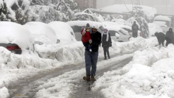 بعض البلدان العربية تتأثر بمنخفض جوي مصحوب بكتلة هوائية باردة