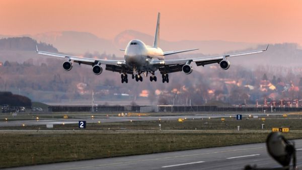 Locals are waiting for the body of a 747 jumbo aircraft, lying north of Abha, to be turned into a resturant. (AFP/File) 