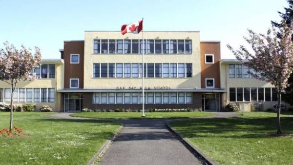 مقتل تلميذة واصابة اخرى طعنا بسكين في مدرسة ثانوية في كندا