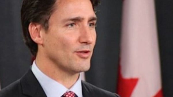 ترودو قال للصحفيين يوم الخميس إنه لا يعتزم استبعاد مكالوم