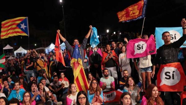 صوت بعض الناخبين ببطاقات طبعت في المنزل او بدون ظرف 