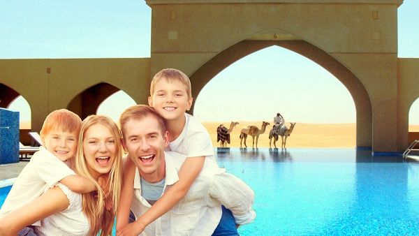 يُمثّل الفندق المكان الأمثل للاحتفاء بكافة المناسبات، خاصة مع احتضانه للعديد من المرافق الترفيهية ووسائل الراحة ذات المستوى العالمي يُمثّل الفندق المكان الأمثل للاحتفاء بكافة المناسبات، خاصة مع احتضانه للعديد من المرافق الترفيهية ووسائل الراحة ذات المستوى العالمي