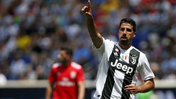  The Old Lady confirmed the midfielder has an "atrial arrhythmia" which was detected on Tuesday 