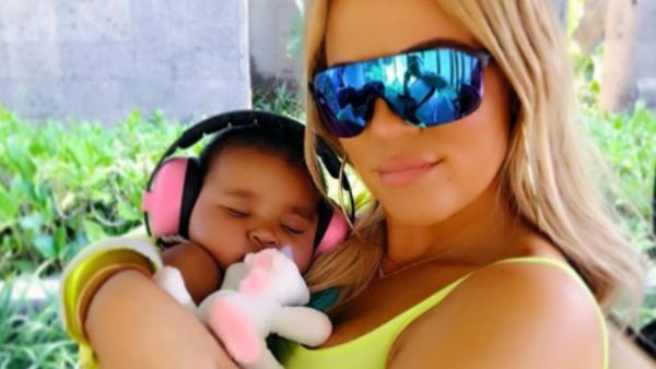 The 'Keeping Up With The Kardashians' star admitted she found it difficult to feed her daughter True naturally (Source: khloekardashian - Instagram)