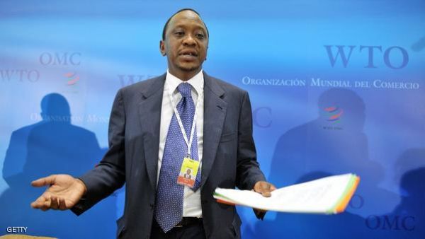  كان كينياتا فى طريقه إلى لوس أنجليس 