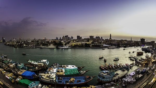 حركة تجارية بارزة في دبي، الوجهة الأولى لممارسة الأعمال بالمنطقة