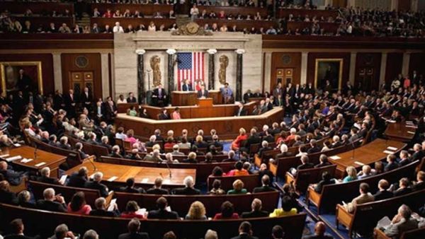 أعضاء بمجلس الشيوخ يسعون لانسحاب أمريكا من حرب اليمن
