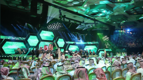 من غير المنطقي تلك الدعوات الغربية التي تنادي بمقاطعة المونديال والغائه