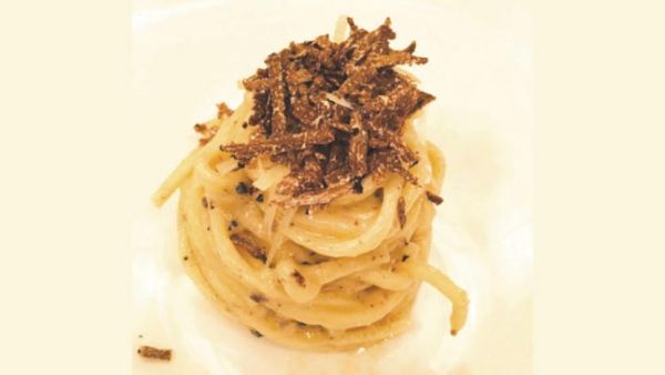 المعكرونة مع الكمأة (aawsat.com)