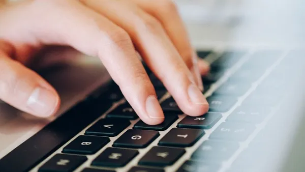 The registration portal is available 24/7 to facilitate the registration procedures for all businesses from sectors that are subject to VAT. (File photo)