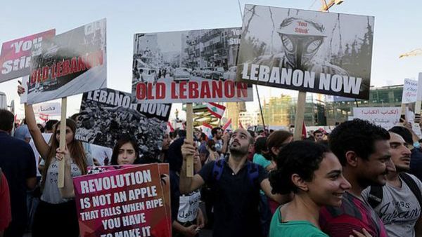 The union demands broadly overlap those of the mass protests led by #YouStink, but are not entirely congruent. (Twitter)