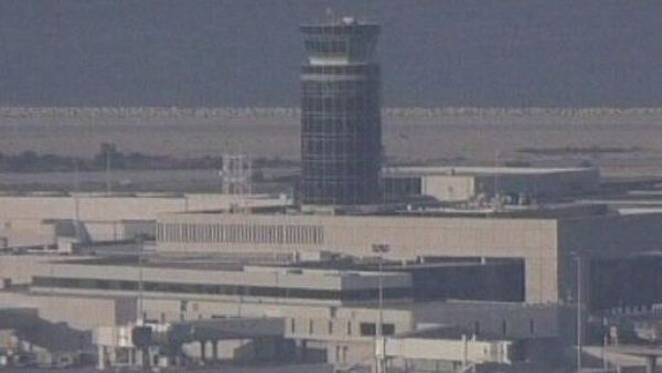 مطار بيروت الدولي في ضاحية بيروت الجنوبية في عقر دار حزب الله