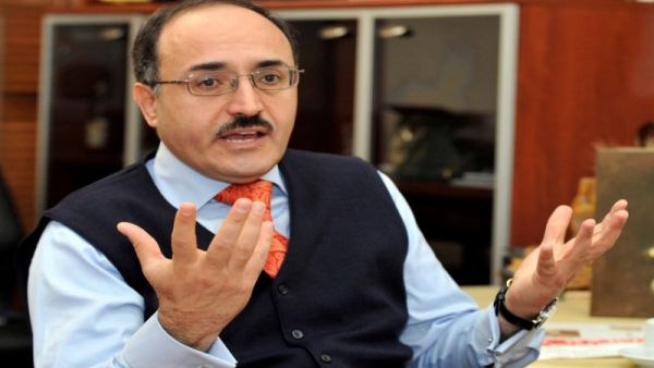 الاعلامي التونسي غسان بن جدو 