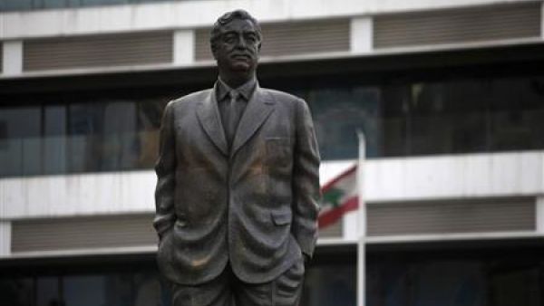 الرئيس سليمان كلف ميقاتي تشكيل الحكومة في حين تقوم حكومة الحريري بتصريف الاعمال