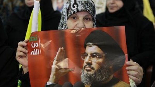  يحاول الامريكييون حرفها عن اهدافها