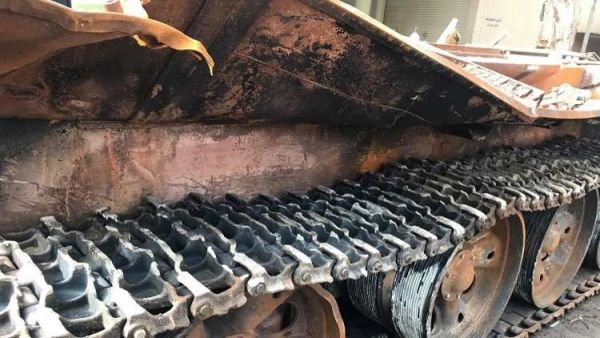 ليبيا: العثور على رفات شخصين في بقايا دبابة