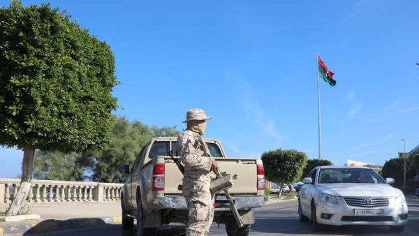 مدينتان ليبيتان تتفقان على وقف إطلاق النار وتبادل الأسرى
