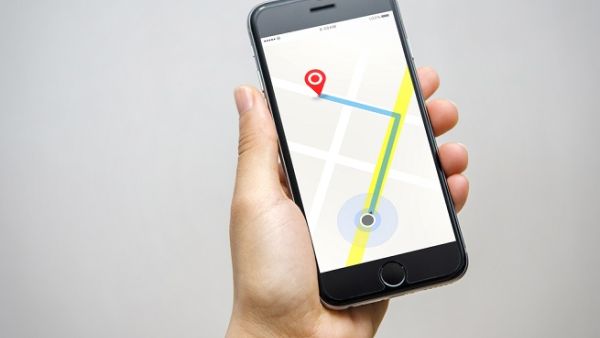 Retailers in the Middle East are beginning to implement location-based solutions, and the potential is huge. (Shutterstock)
