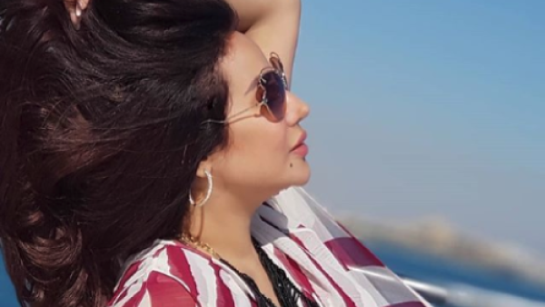 تتميز الإعلامية السعودية "لجين عمران" بذوقها الأنيق وحسها المرهف