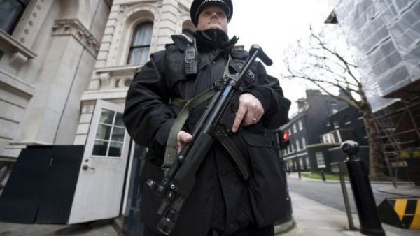  استخدام عبارة "الله أكبر" في التدريب أمر غير مقبول