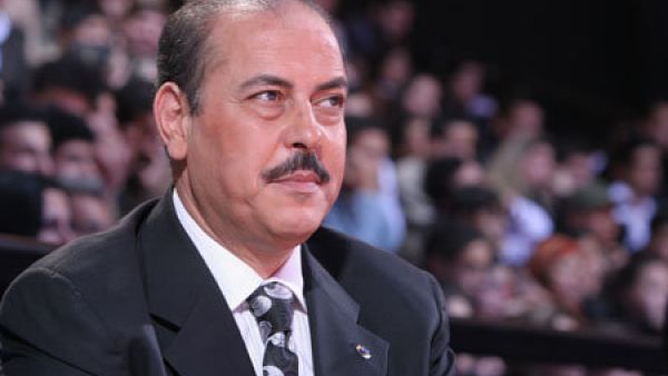 الفنان التونسي لطفي بوشناق