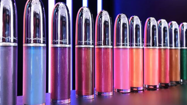 مجموعة Mac (instagram.com/maccosmetics)