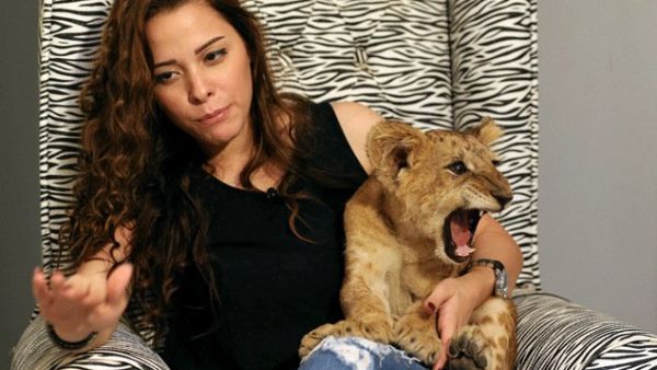 Egypt's renowned animal tamer, Mahasen al-Helw. (Twitter) 