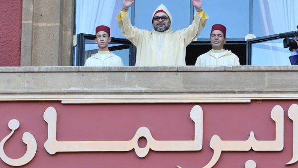 يتكون البرلمان التونسي من ثماني كتل تحتل فيها كتلة النهضة الصدارة بـ68 نائبا  