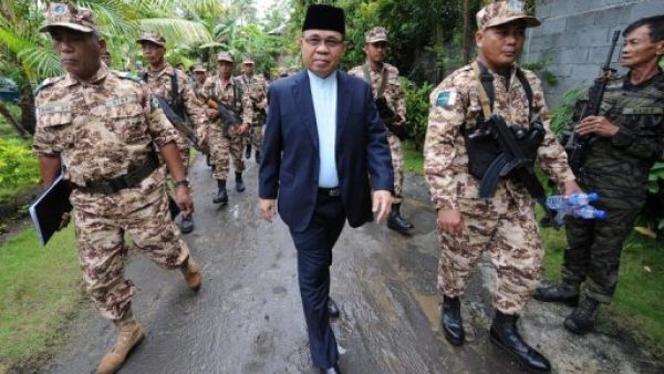 300 ضابط فلبيني متورطون بتجارة المخدرات