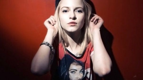 العارضة الروسية ماريا سازونوفا