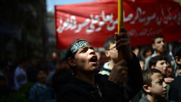 The new radio station will be broadcasting from Istanbul into the Syrian airwaves.