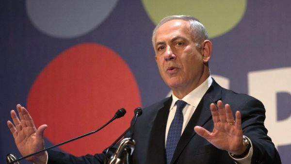Israeli Prime Minister Benjamin Netanyahu talks to the foreign press during the annual press conference for the New Year on January 16, 2014 in Jerusalem. [AFP]