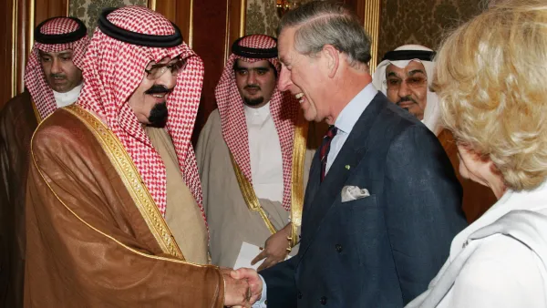 Behind closed palace doors a whole bed of dignitary and aide secrets could risk leaking across Arabian and British circles.