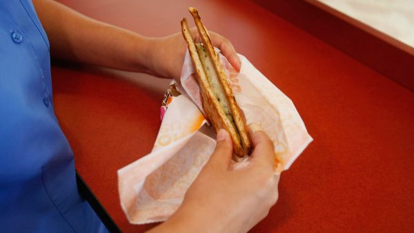Eating a good healthy lunch at work can fuel your day and make a difference to your productivity