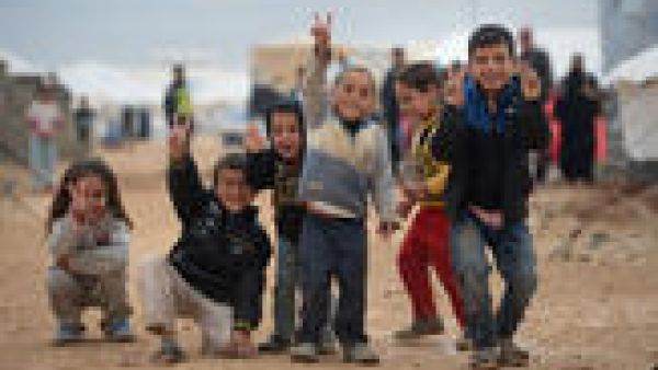 اطفال في مخيم الزعتري للاجئين السوريين في الاردن اطفال في مخيم الزعتري للاجئين السوريين في الاردن