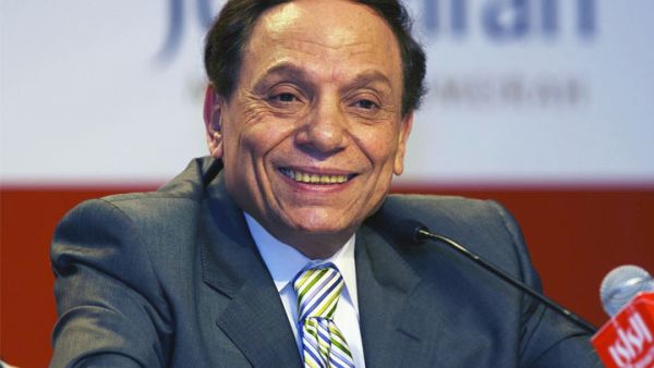 No need to worry fans, Adel Imam is alive! (Image: Facebook)
